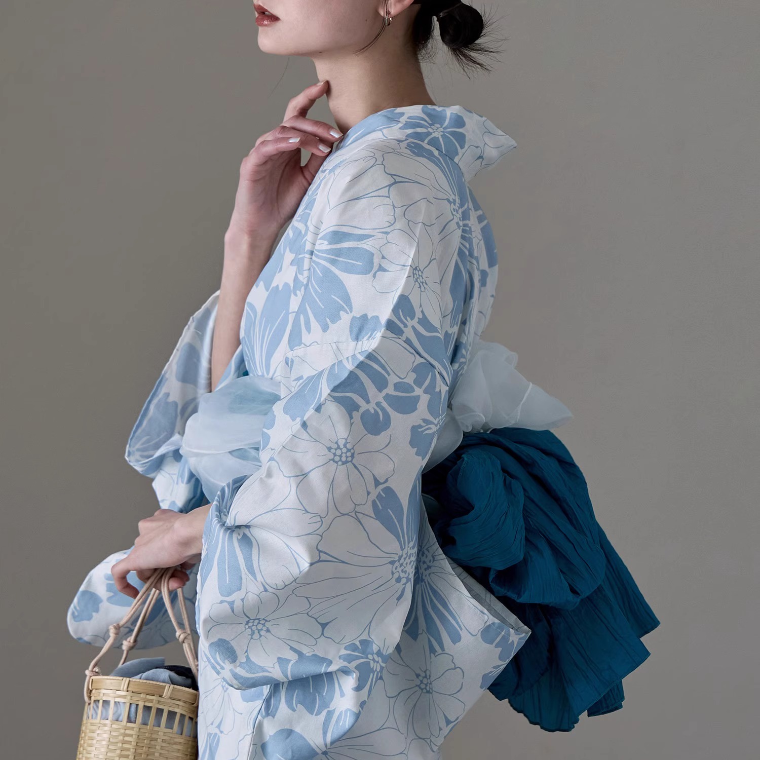 Ethnic Fashion Girls - 伝統的な浴衣着物綿麻素材ガールズドレス青空色バスローブエスニック女性ファッション夏2025