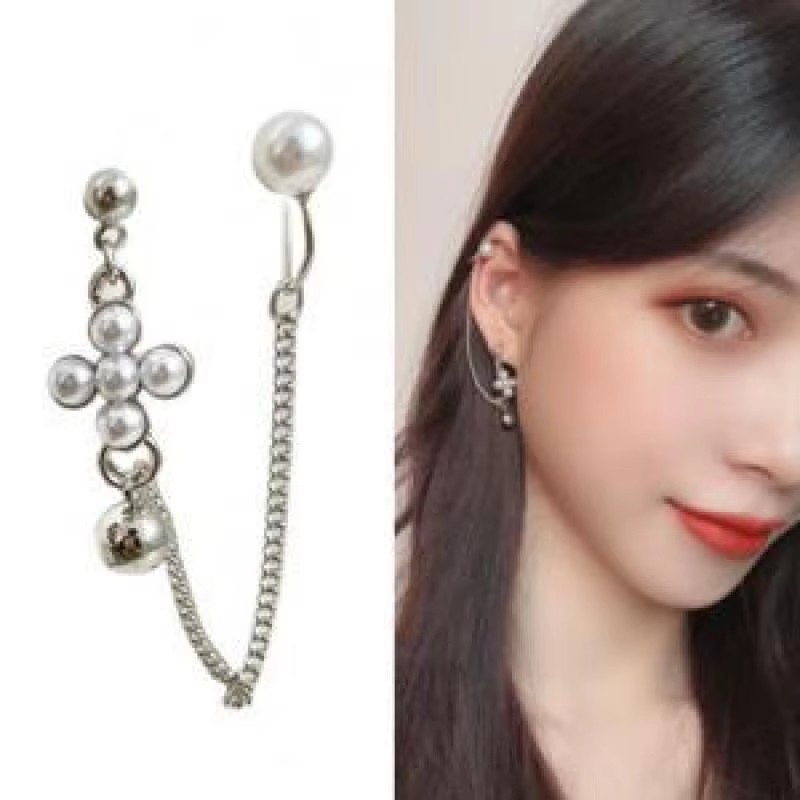 Ethnic Fashion Trends 2025 - 1個販売 イヤリング 2025年流行 新しい気質イヤリング ワイルドトレンド ワンピースチェーンパールイヤリング