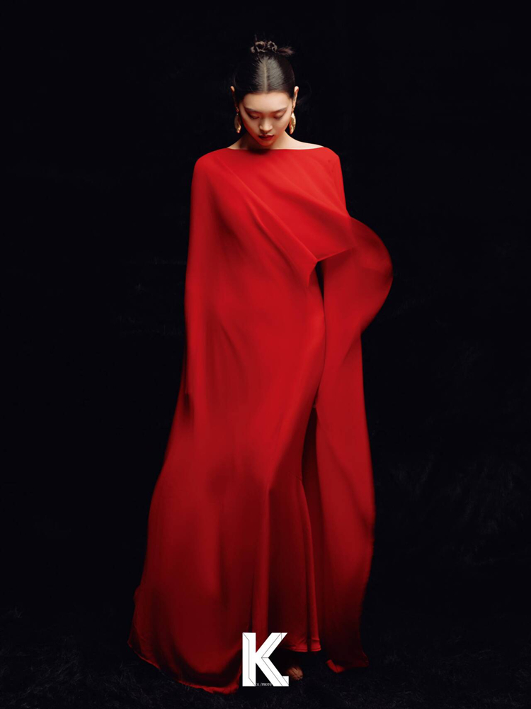 2026年新作ファッション ハイエンド レッドエモーション  - Ethnic Clothing & Online Fashion Store Khaadi Us のレビューと価格
