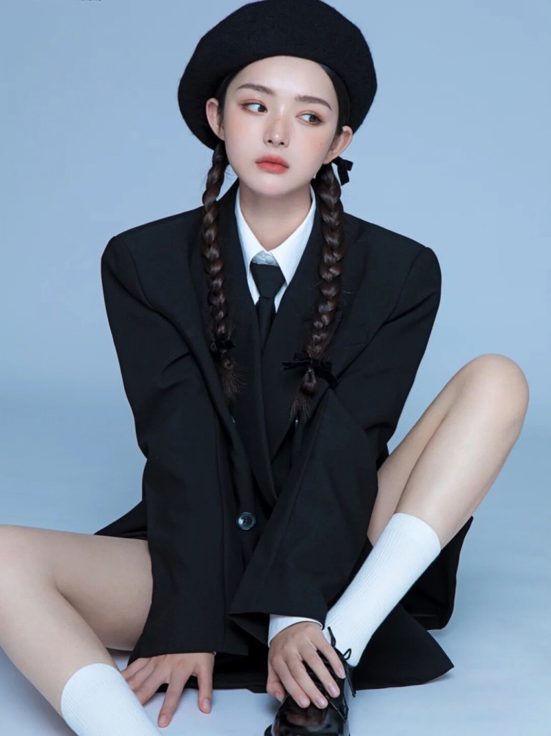新しいポートレート写真 レディーススーツ カレッジスタイル  - Ethnic Fashion Brands のレビューと価格